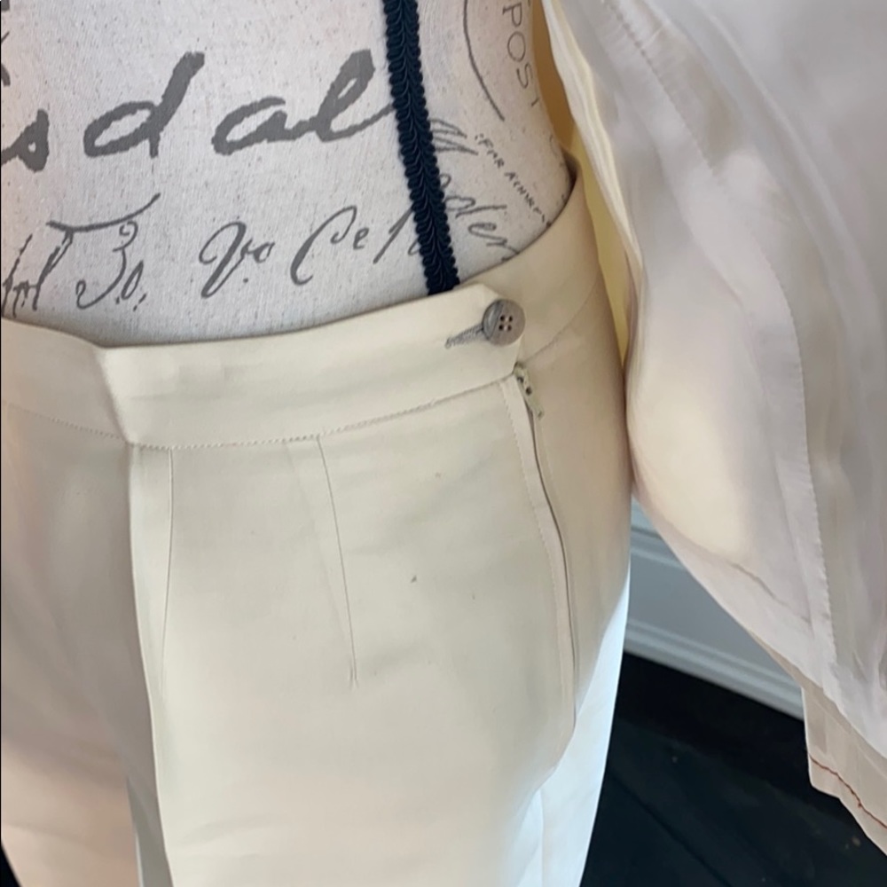 SUIT - Picture 7 of 7